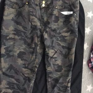 Camouflage Pattern Pants